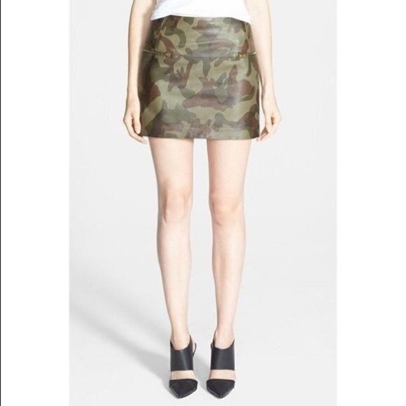 Sam Edelman Green Camo Faux Leather Mini Skirt 2 - Picture 1 of 4